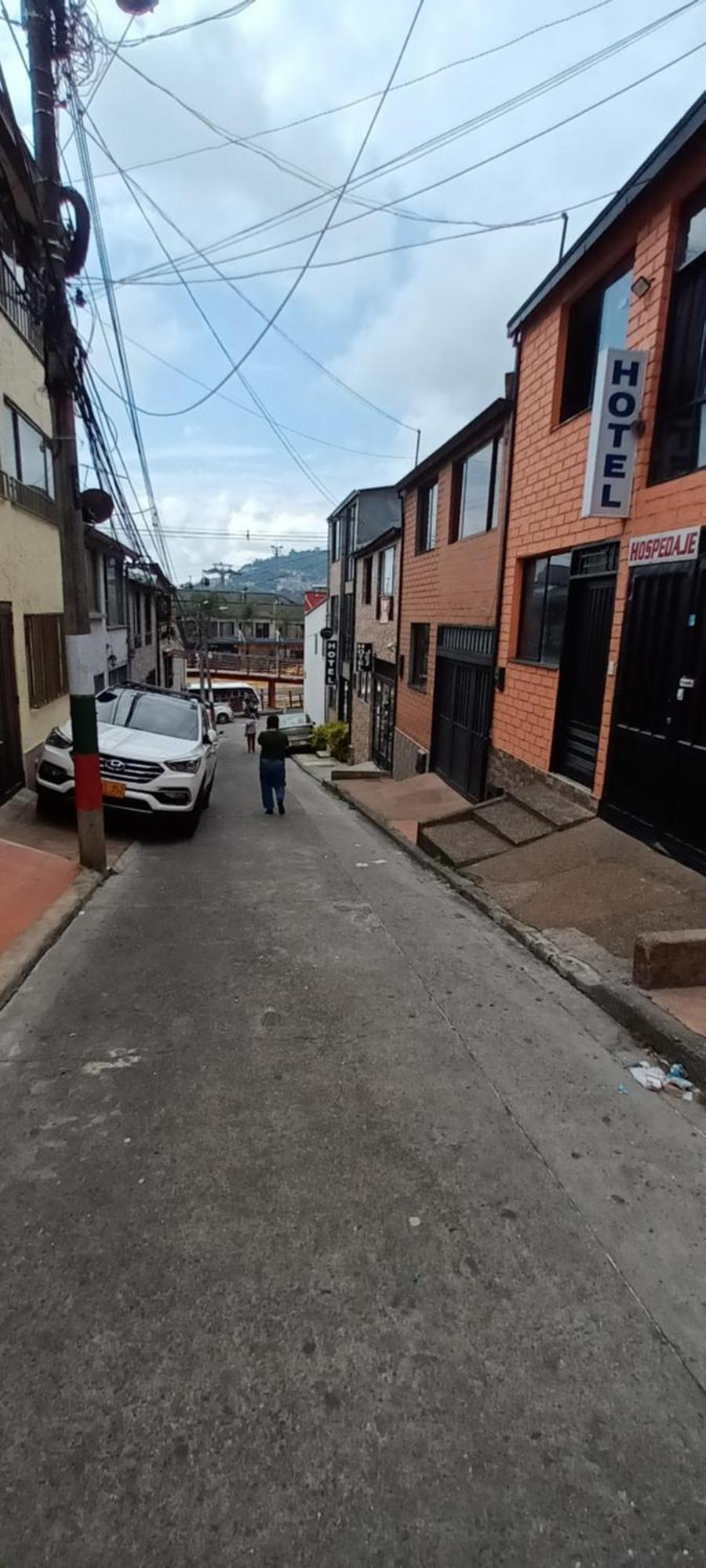 Casa De 4 Habitaciones 2 Banos 6 Camas Dobles Frente A Terminal Los Cambulos Via Panamericana Manizales Dış mekan fotoğraf